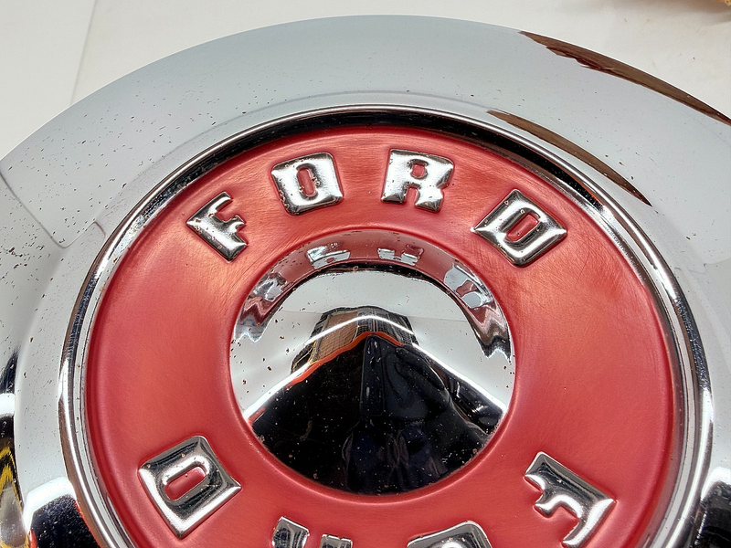 NOS 1955 Ford / Thunderbird Original Factory Hub Cap B5A-1130-D C56-47