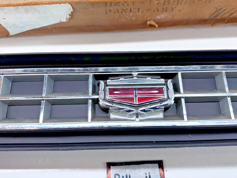 NOS 1972 Mercury Marquis Brougham Taillight Panel Trim Emblem D2MB-17224A B41-11
