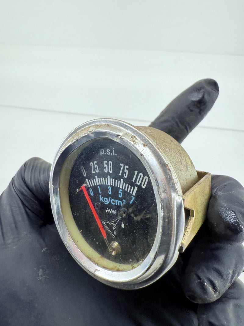 Used Dorman Champ 7-153 Oil Pressure Gauge C38-32