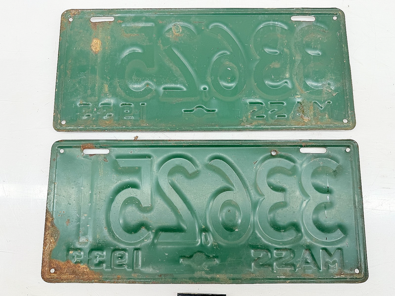 Orig. Paint PAIR 1933 336251 Massachusetts License Plate Sign MA 336.251 C76-2