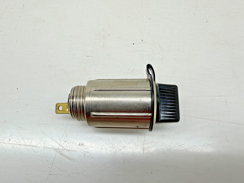 NOS FORD 12V DC POWER OUTLET HOUSING W/ DUST CAP E7-124
