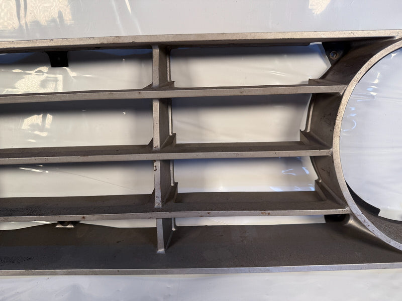 OEM 73 74 75 FORD TRUCK RH GRILL GRILLE D3TB-8A405 F100 F250 RANGER XLT U5B-25