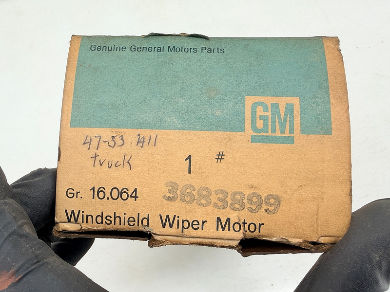 NOS 1947 - 1953 Chevrolet GMC Truck Trico Vacuum Wiper Motor GM 3683899 C70-5