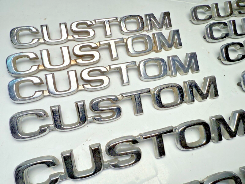 (1) OEM 1980 - 1986 Ford F150 F250 BRONCO CUSTOM Emblem 81 82 83 84 85 B32-183