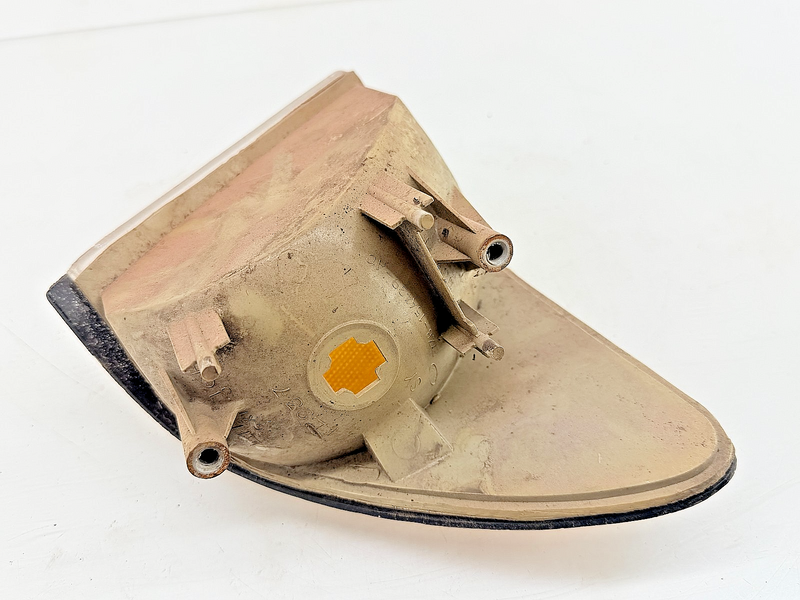 OEM 1987 - 1993 Mustang Cobra LH Front Side Marker Light E7ZB-15A429-AC B25-38