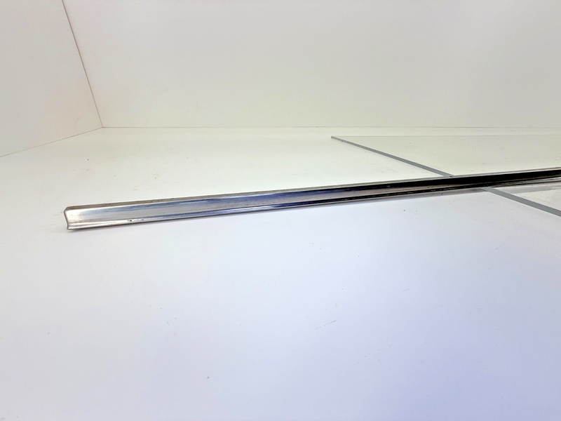 OEM 1964 1965 1966 FORD THUNDERBIRD QUARTER MOLDING Passenger RIGHT SIDE S1-93