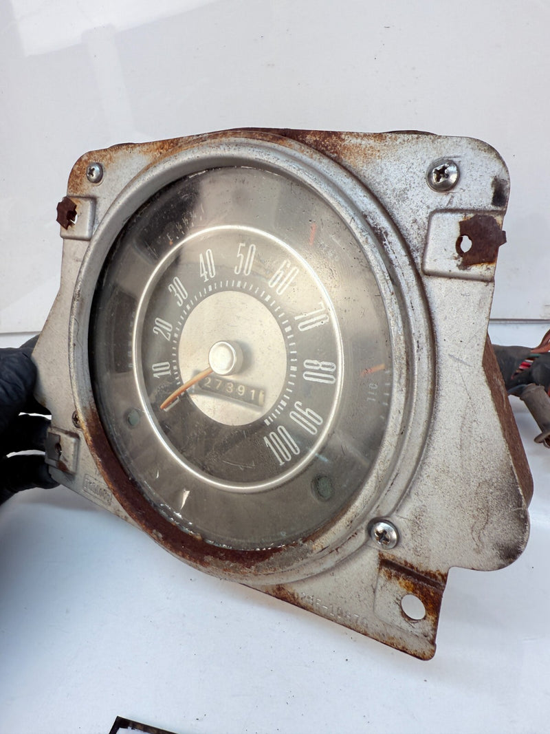 Original Early Classic Ford Bronco Gauge Cluster Speedometer D2BF-10876 B62-30