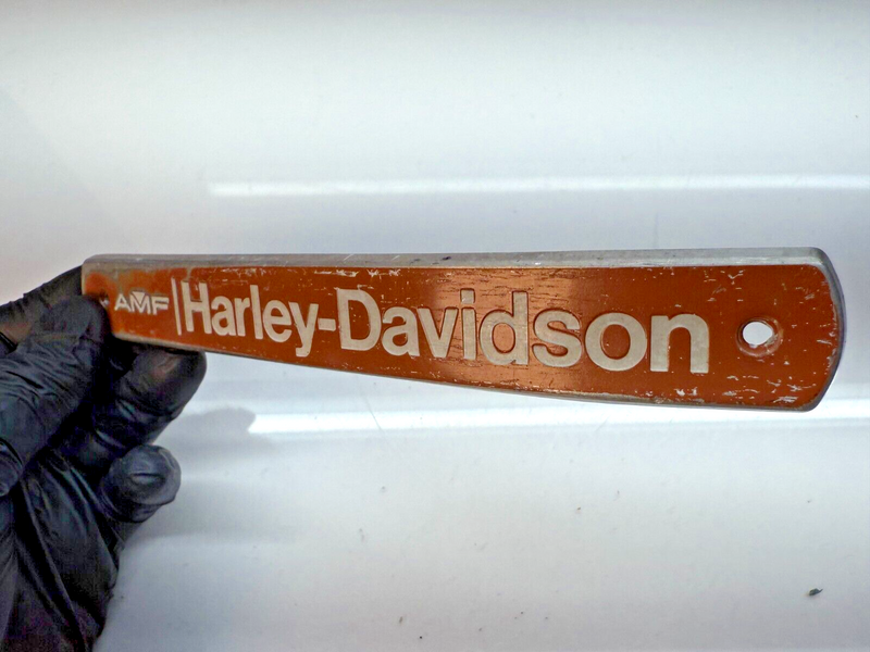 OEM AMF Harley Davidson Shovelhead Gas Tank Badge Emblem 61793-77 B32-108