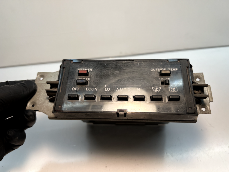 1984-88 Audi 5000 Temperature Climate Control Heat Temp AC Heater 16024679 C4-20