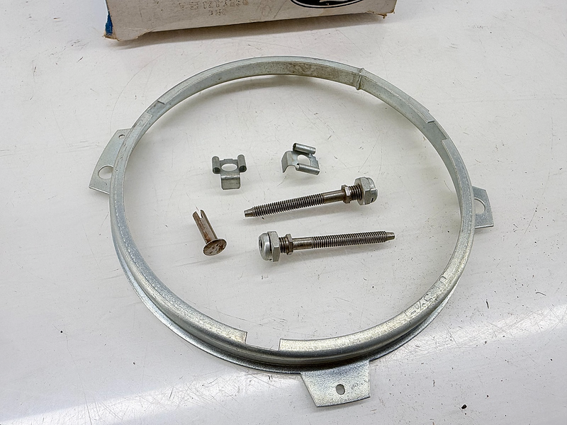 NOS 1972 Ford Lincoln Mercury Headlight Mount Ring D2RY-13118-B C52-26