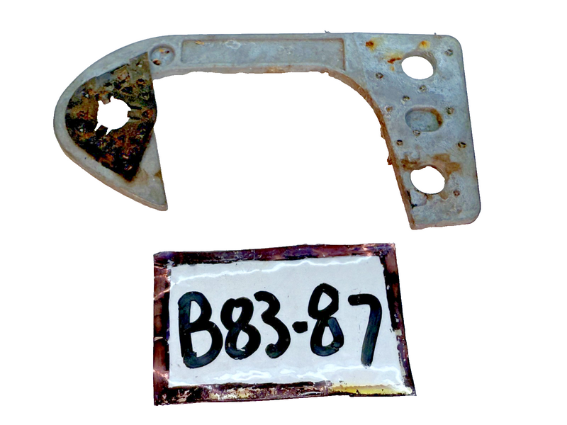 OEM 1956 - 1964 Corvette Chevelle Nova Wagon End Gate Striker Plate B83-87
