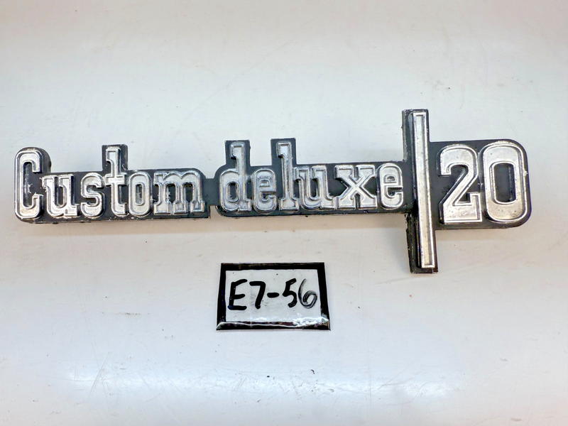 OEM Chevy 1975 - 1979 C10 K10 Custom Deluxe FENDER EMBLEM 6273126 E7-56