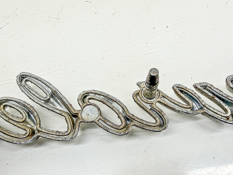 Vintage 1960s CHEVROLET SCRIPT EMBLEM 8.75" LONG E10-27