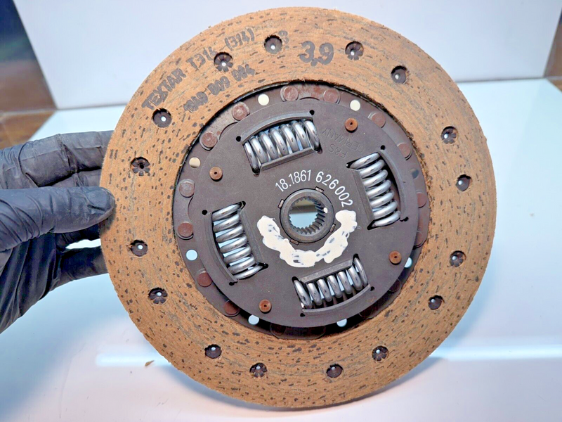 NOS SACHS Clutch Friction Disc 1861626032 035141031M Audi/VW 1971-88 C12-11