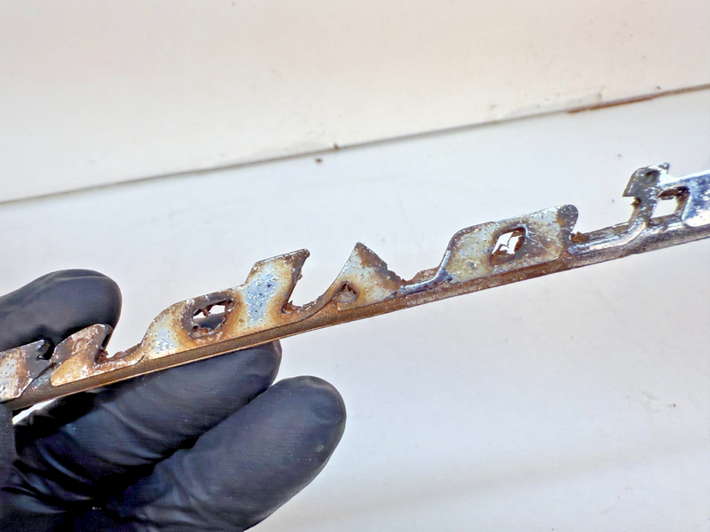 OEM 1949 1950 1951 Chrysler Windsor Script Fender Emblem 1301493 E7-74