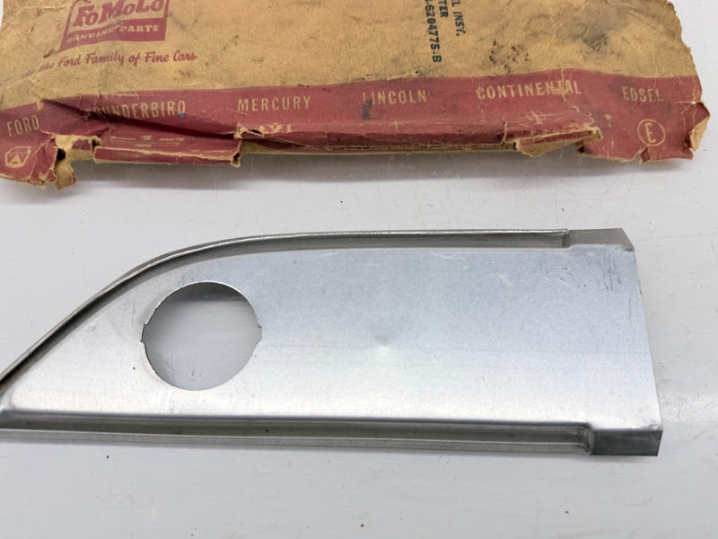RARE NOS 1961 Ford Panel Instrument Cluster C1AB-6204775-B E9-12