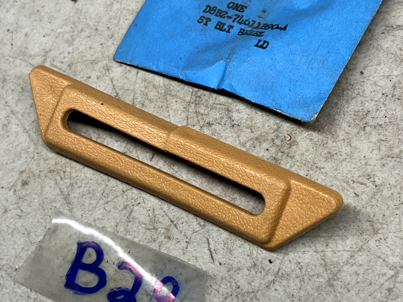 NOS 1978-1983 FORD FAIRMONT STATION WAGON SEAT BELT TRIM BEZEL 79 80 81 B29-85