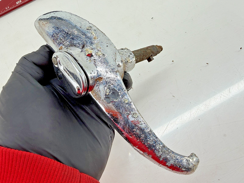 Vintage 1942 - 1946 1947 Chevrolet Aero Rear Trunk Handle Pontiac Chevy C34-50