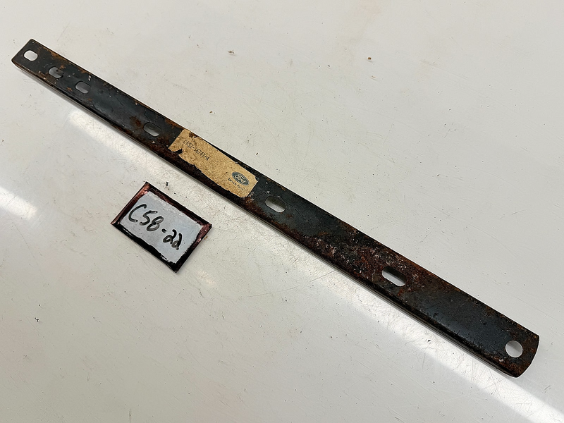 NOS 1966 FORD Galaxie 500 LTD SUPPORT BRACKET C6SZ-16747-A C58-22