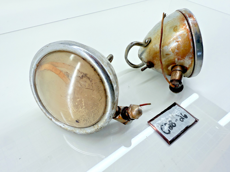Vintage MATCHING PAIR Spotlights GM Bomb Rat Hot Rod C28-26