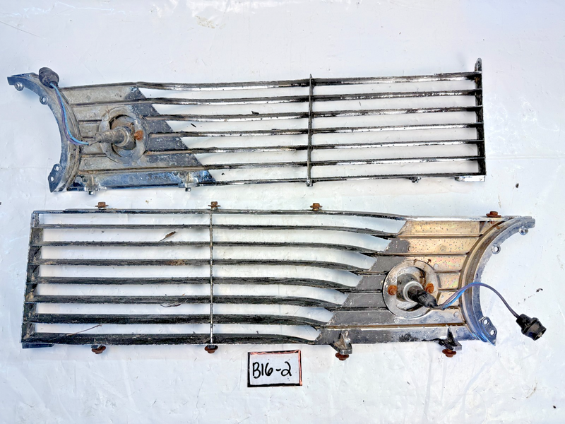 Vintage OEM 1960 Pontiac Bonneville Grill Left Right LH RH 536072 536073 B16-2