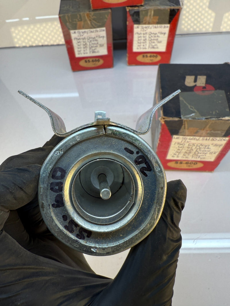 (1) NOS STANDARD SS-206 STARTER SOLENOID 57-71 CHRYSLER DODGE PLYMOUTH C17-8