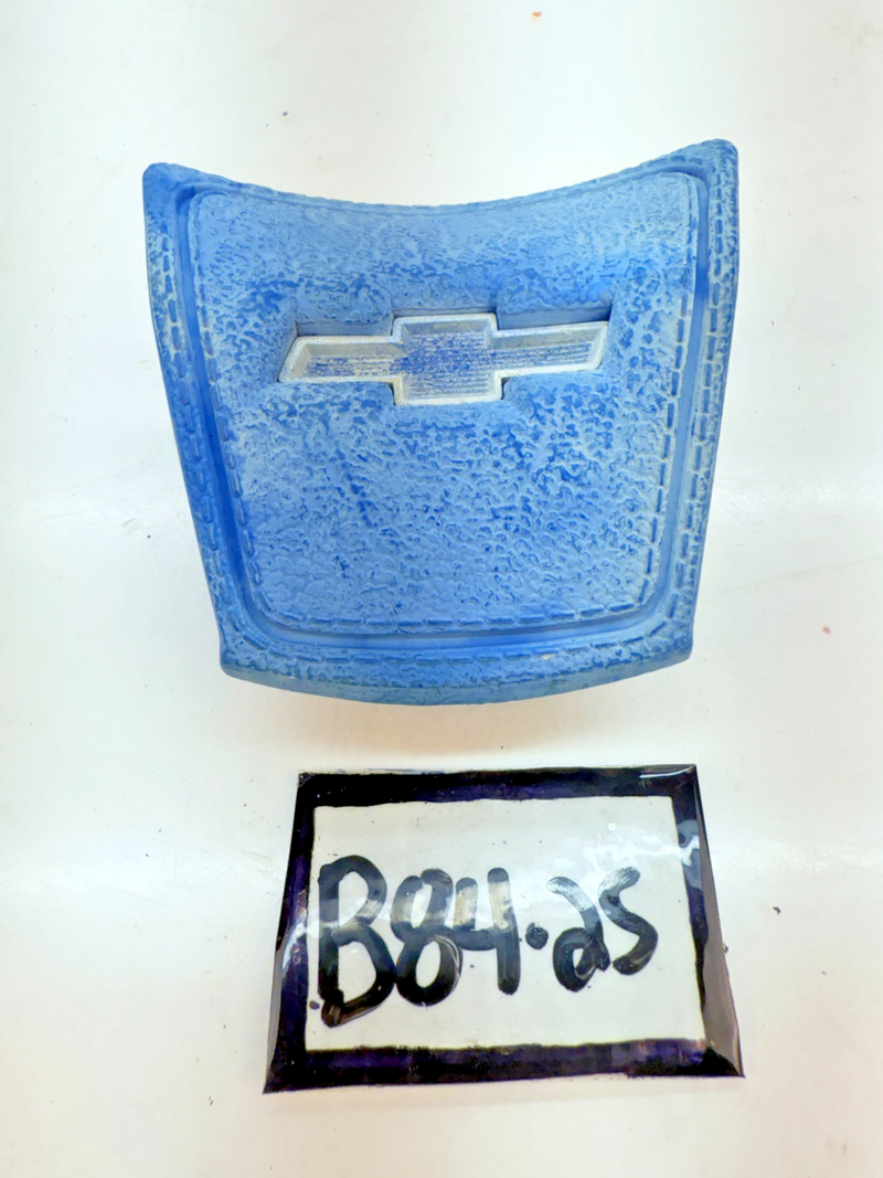 Vintage OEM 1968 1969 1970 1971 1972 Chevy Truck Horn Button Blue B84-25