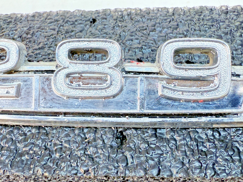 OEM 1967 1968 FORD FAIRLANE 289 Fender Emblems C7OB-16237-A B32-351