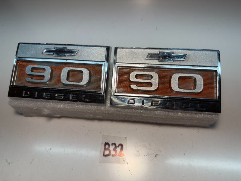 Original OEM Chevy Truck C90 C 90 Fender Emblem Badge SET GM 672398 B32-38