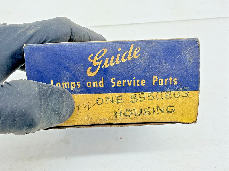 NOS 1959 1960 Chevy Impala Steering Column Turn Signal Housing 5950703 C71-8
