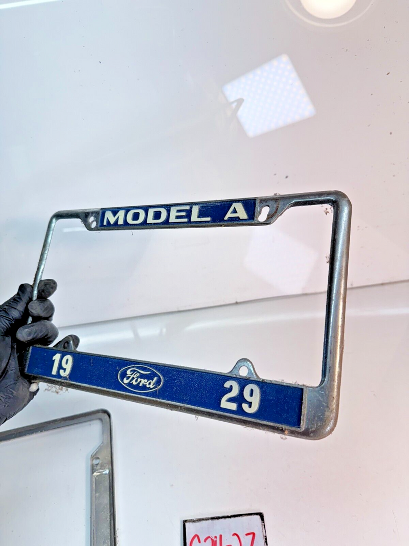 **Rare** Vintage 1929 FORD Model A Pair of License Plate Metal Frame C24-27