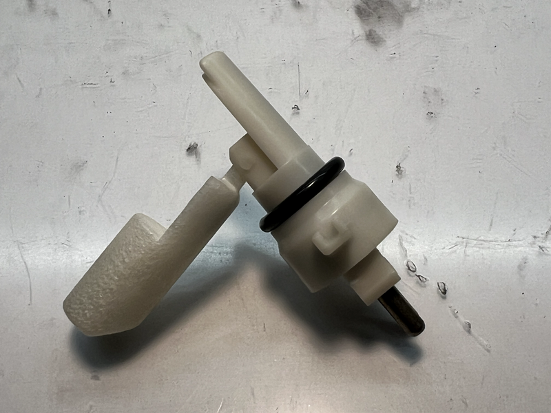 NOS Mercedes-Benz Hella Engine Coolant Level Sensor 6EZ 004 765-041 C3-20