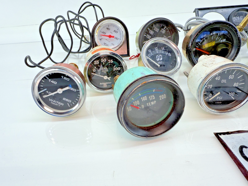 Vintage Auto Gauges LOT Oil Pressure Volt Amp Temp VDO Jegs SW Moon Gauges C32