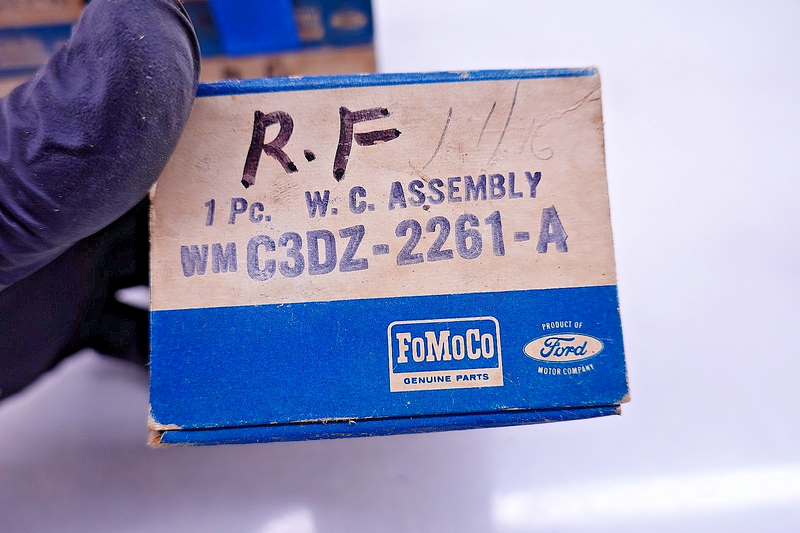 NOS 1960 - 64 FORD FALCON MUSTANG MERCURY COMET REAR BRAKE CYLINDER C3DZ-2261-A
