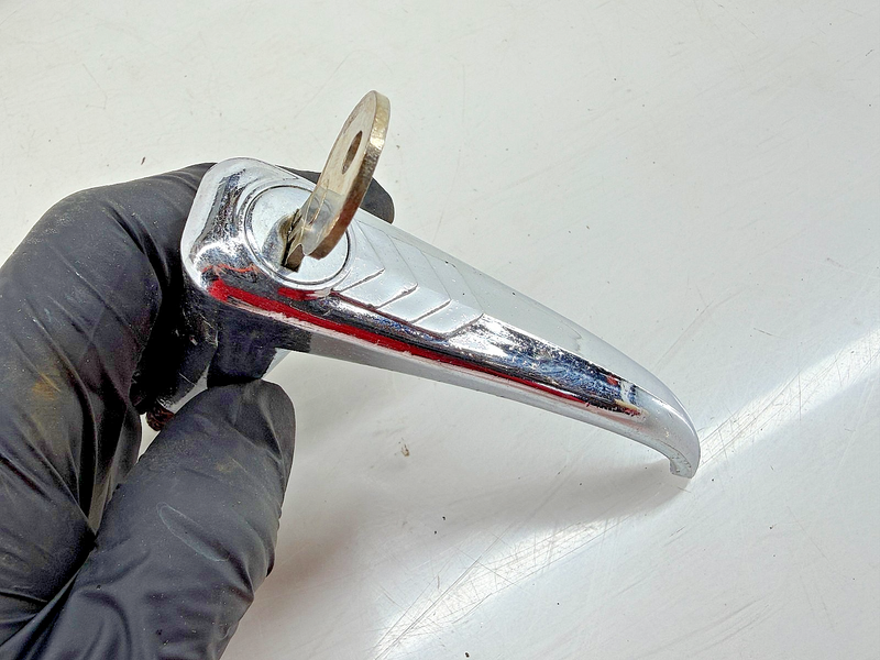 1939 1940 1941 BUICK PONTIAC OLDS REAR TRUNK LID LOCKING HANDLE ROD RAT C34-30