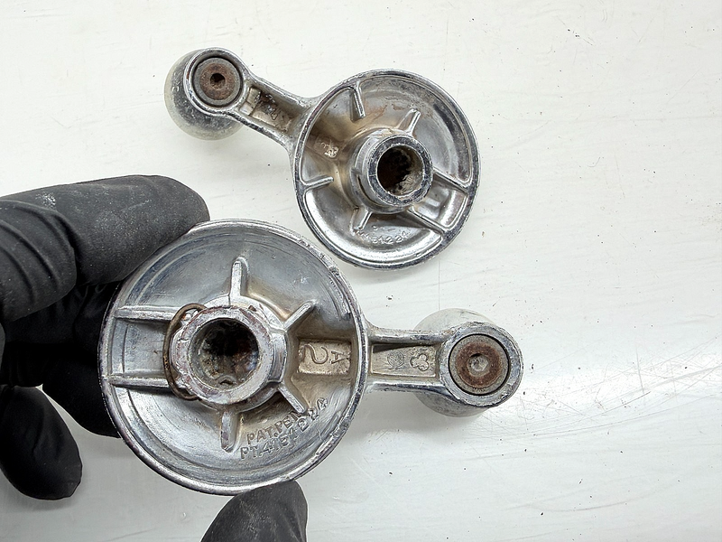 OEM 1949 - 1964 CHEVY BELAIR IMPALA NOMAD VENT WINDOW CRANK PT 4151224 C67-94