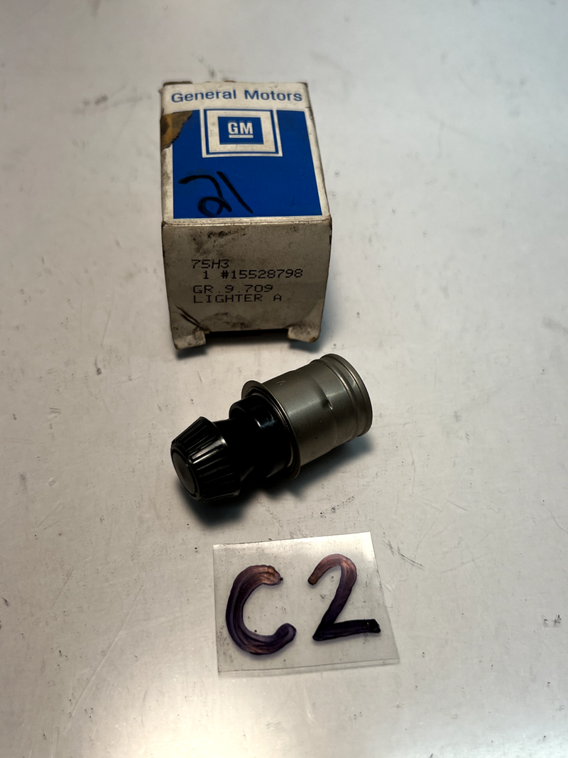 NOS 1980-1984 CORVETTE S/10 ROCHESTER Cigarette Lighter 15528798 C2-21