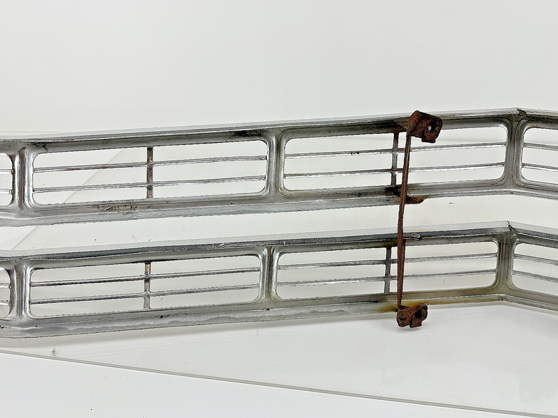 Original 1967 FORD GALAXIE 500 XL LTD GRILLE C7AZ-8200-A 67 U5B-115