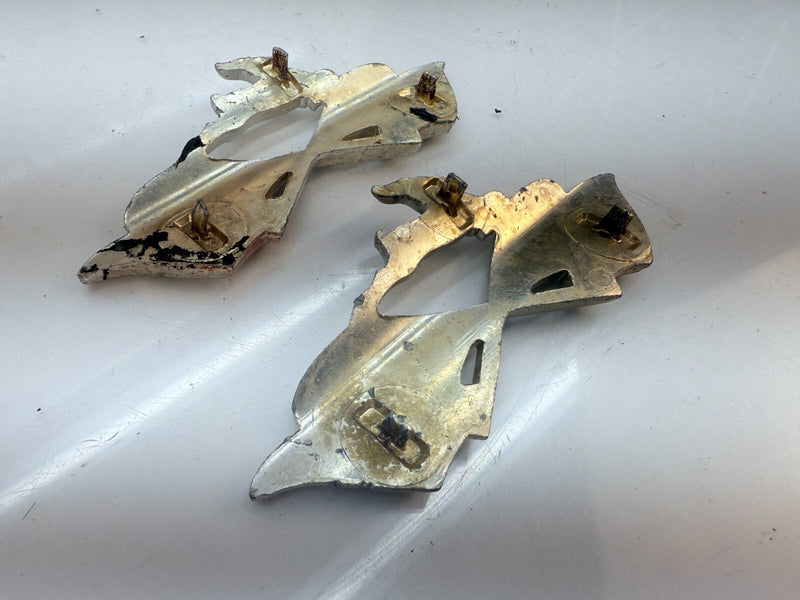 Original 1960 Impala Pair Impala X Cross Flags Quarter Emblem Badges 60 B32-308