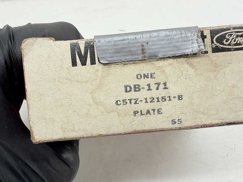 NOS 1965 FORD TRUCK DISTRIBUTOR BREAKER PLATE C5TZ-12151-B DB-171 C77-30