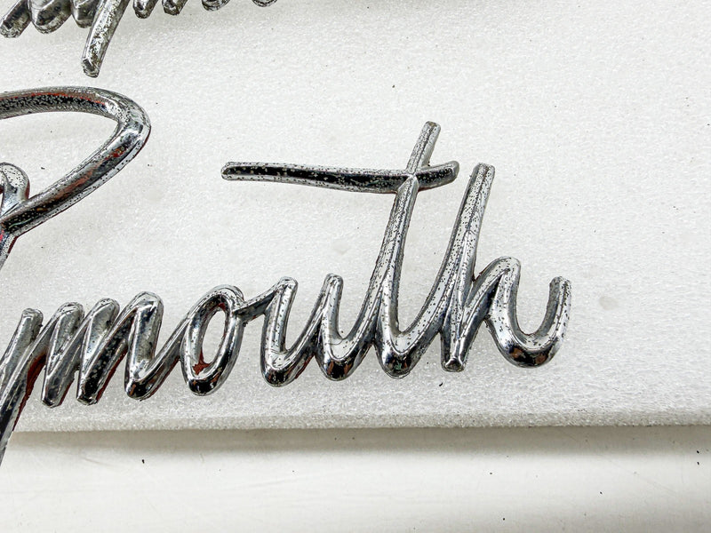 Vintage 1959 1960 PLYMOUTH SCRIPT EMBLEM PAIR MOPAR 1902613 E10-78