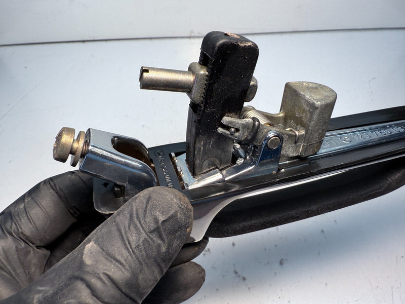 77-85 Mercedes W123 300D 280E Exterior Door Handle Rear Right Left Side C8-25