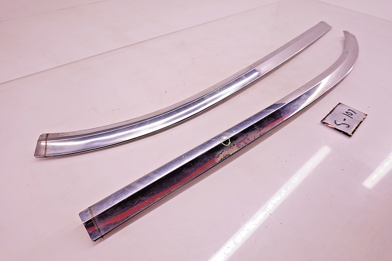 1969 1970 MERCURY COUGAR FORD MUSTANG SHELBY CONV LOWER WINDSHIELD MOULDINGS