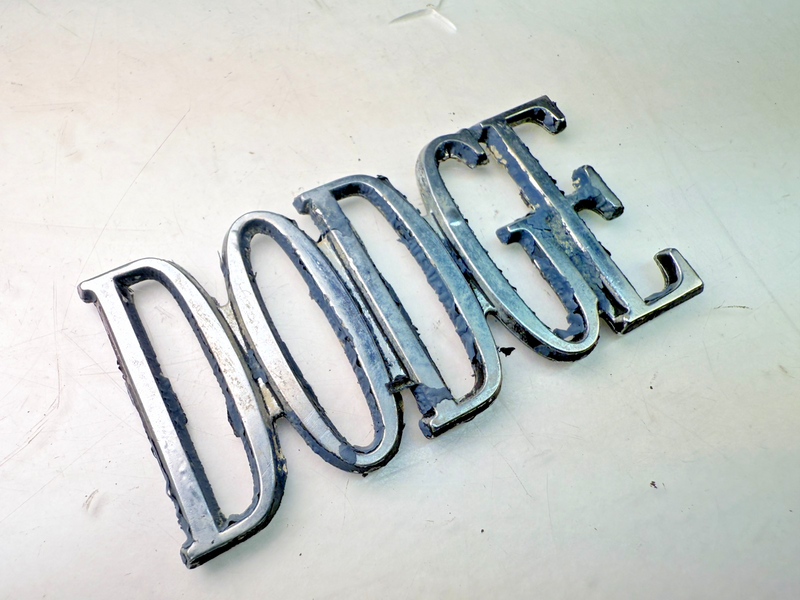 OEM 1975 1976 1977 Dodge Coronet Trunk Deck Lid Emblem Badge Logo 1451300 E7-21