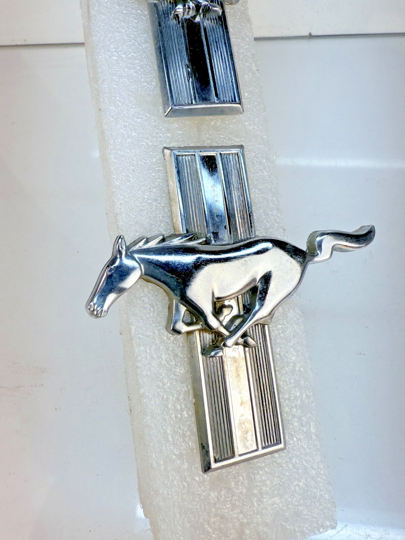 OEM 1965 1966 Ford Mustang Badge Emblem LH RH C4ZB-16C229-B C4ZB-16C228 B32-240