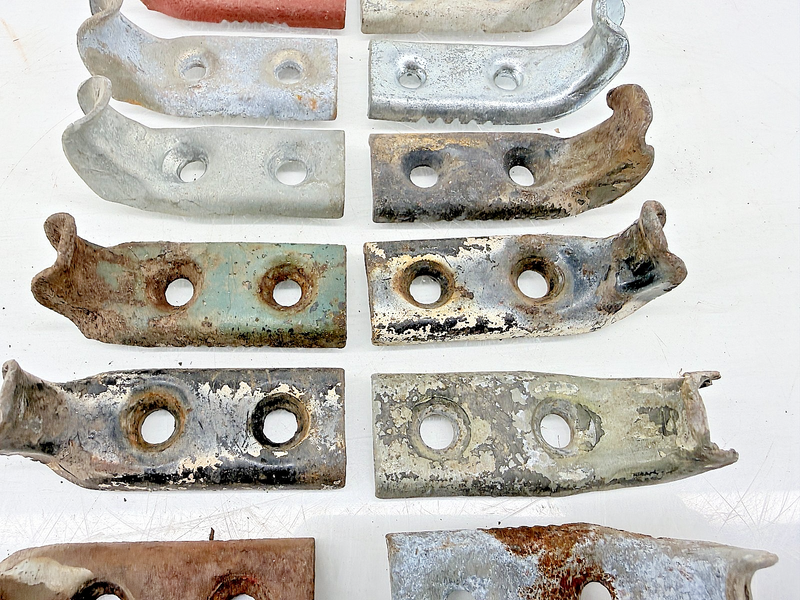 (1) Original Jeep Willys CJ2A CJ3A Windshield Lower Brackets J-Hooks C47-30