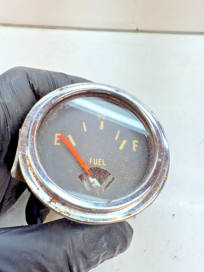Vintage ORIGINAL Stewart Warner Fuel GAS Gauge 819450 B45-25