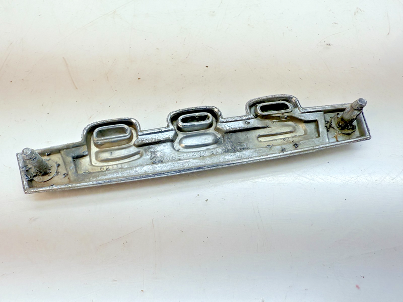 OEM 1967 1968 FORD FAIRLANE 289 Fender Emblems C7OB-16237-A E5-81