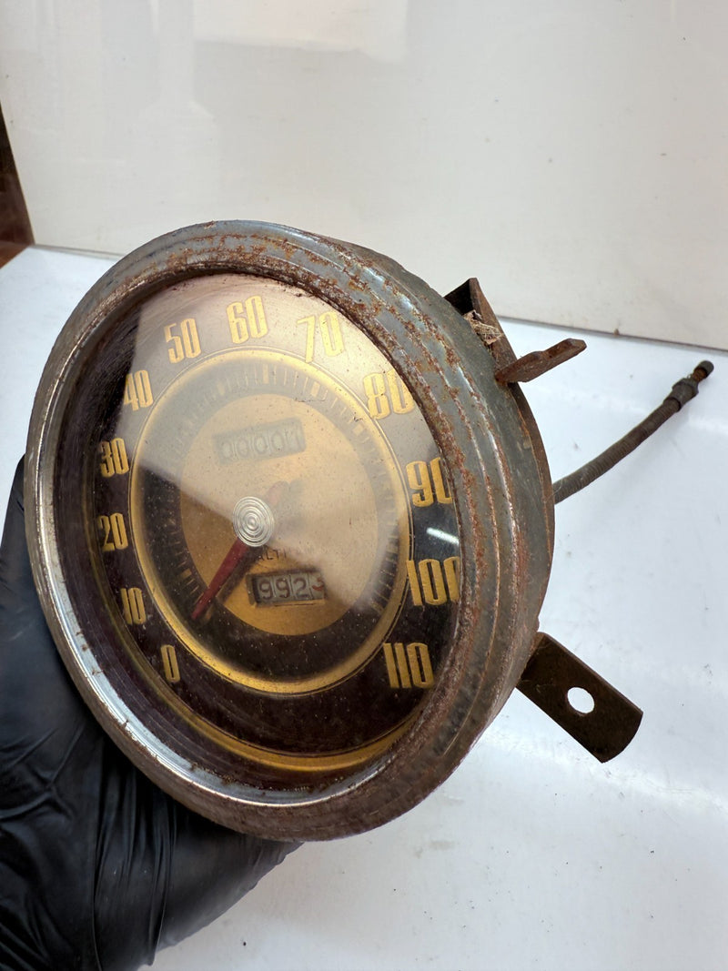RARE OEM 1942 FORD MERCURY SPEEDOMETER 110 MPH B75-31
