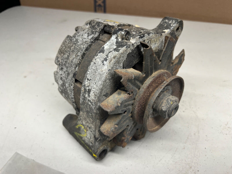 1965-1972 Galaxie Gran Torino Thunderbird Mustang Alternator Untested U1A-B1